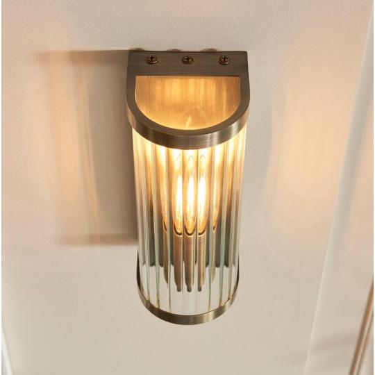angol cottage amerikai klasszikus bronz fali lampa vilagitas bordazott uveg furdoszoba nappali konyha haloszoba country rez sargarez 2.jpg